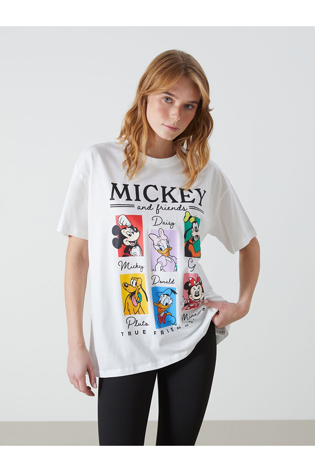 LC Waikiki Bisiklet Yaka Mickey ve Arkadaşları Baskılı Kadın Tişört