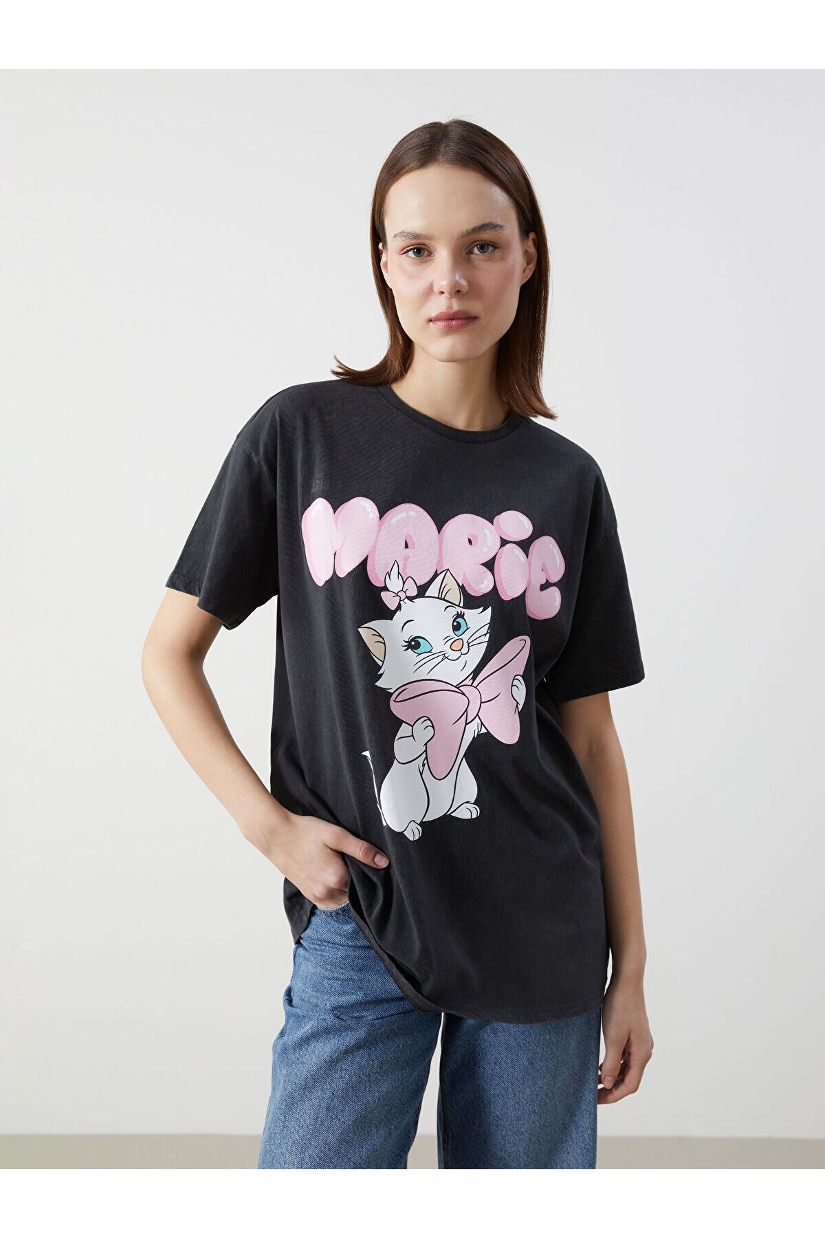 LC Waikiki Bisiklet Yaka Aristocats Baskılı Kadın Tişört
