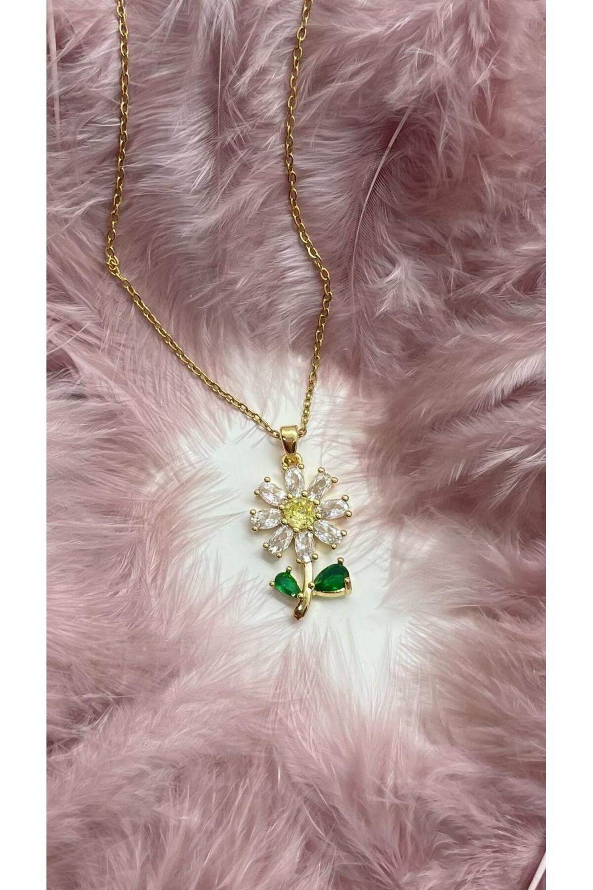 melif accesories 925 Ayar Gümüş Altın Kaplama Swarovs Taşlı Papatya Kolye