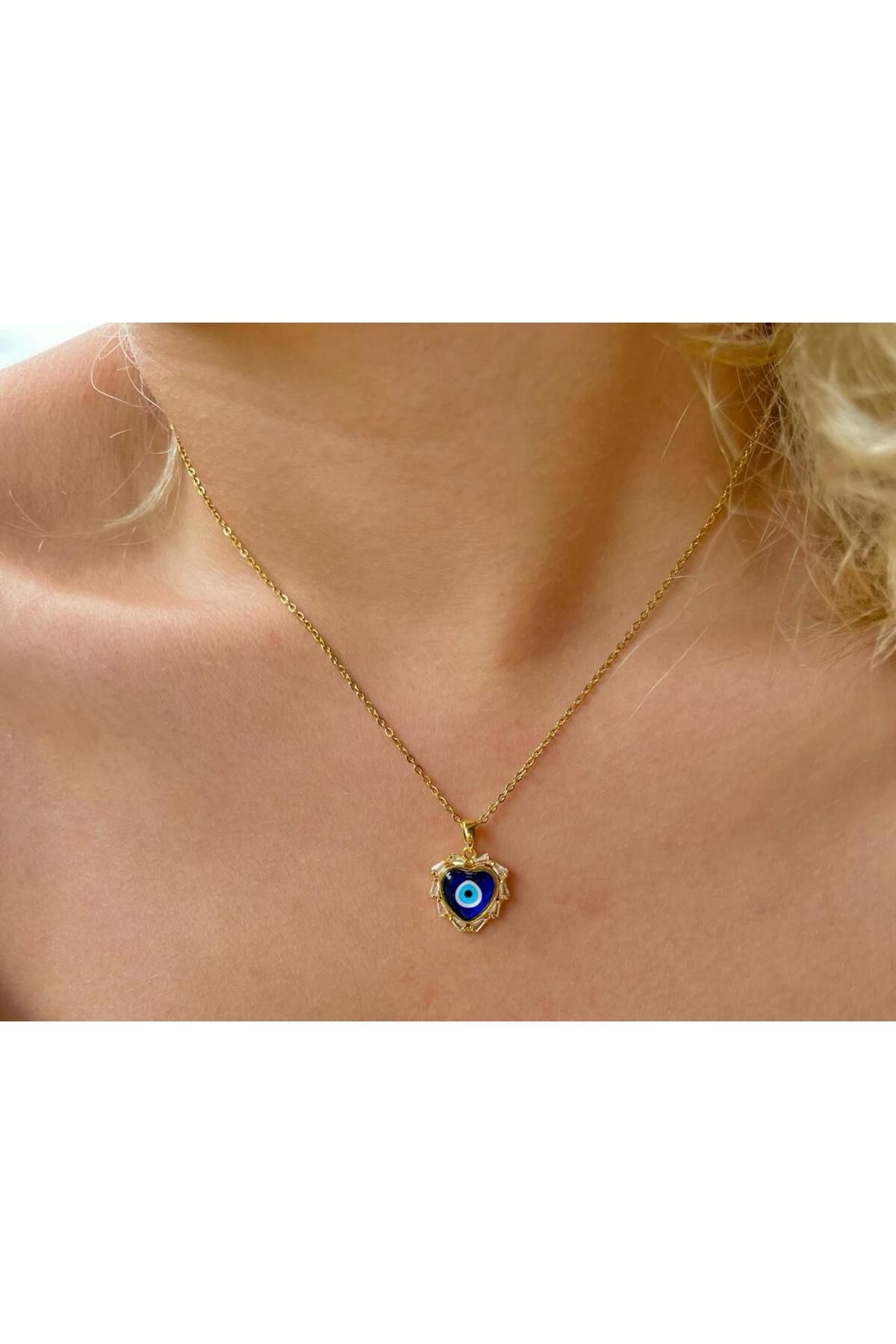melif accesories Gold Zincir Kalp Detaylı Nazar Boncuğu Figürlü Minik Zirkon Taşlı Çelik Kolye