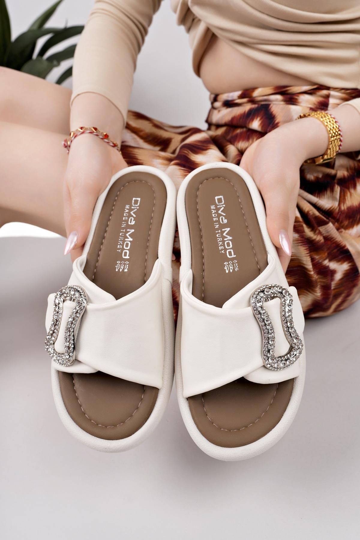 Nesil Shoes Dvm 033 Bej Kahve Masaj Tabanlı Tokalı Kadın Terlik