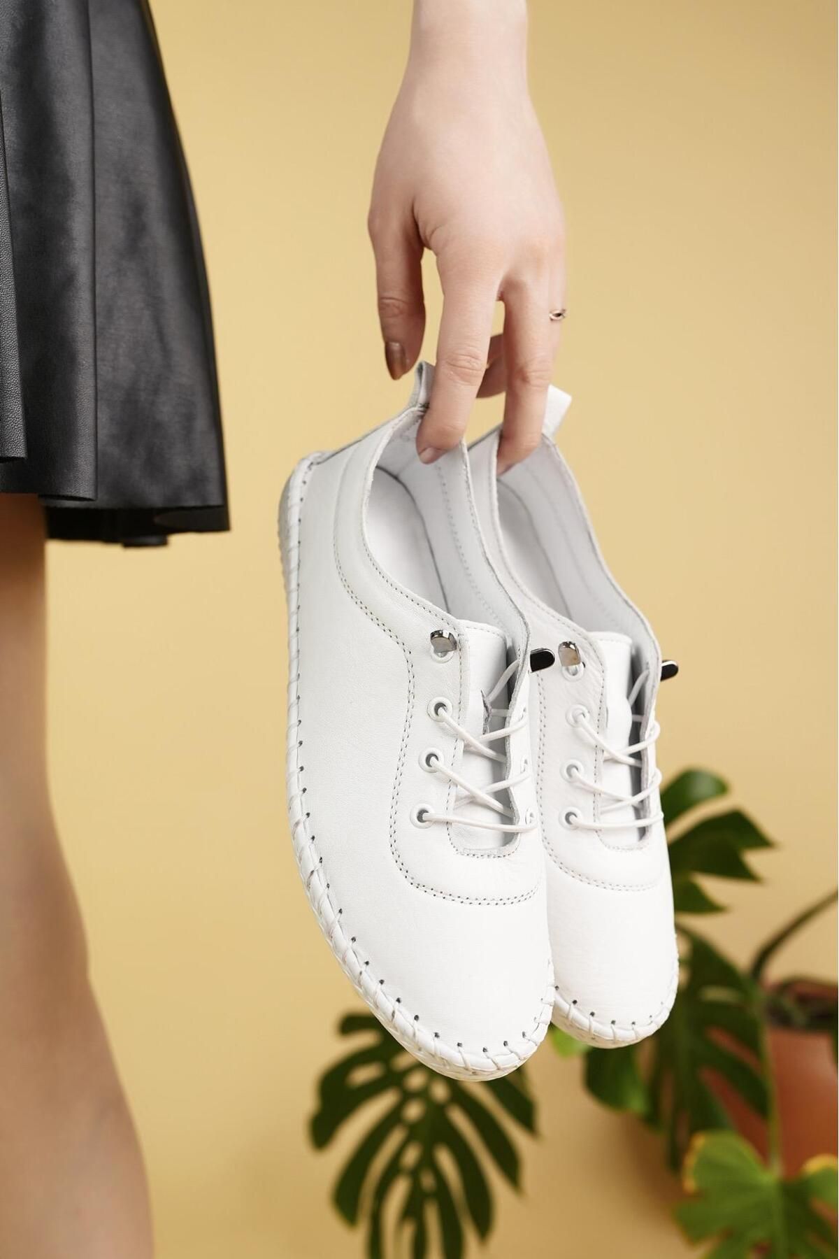 Nesil Shoes Maria 300 Beyaz Hakiki Soft Deri Günlük Kadın Ayakkabı