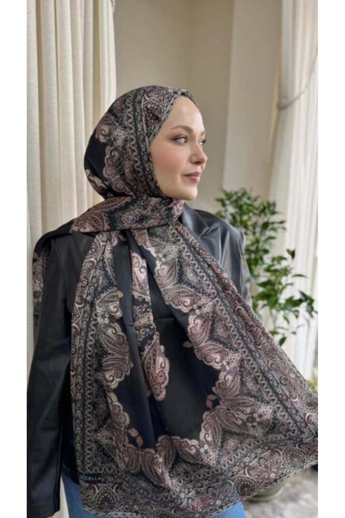 RawelScarf Siyah Etnik Desen İpek Şal