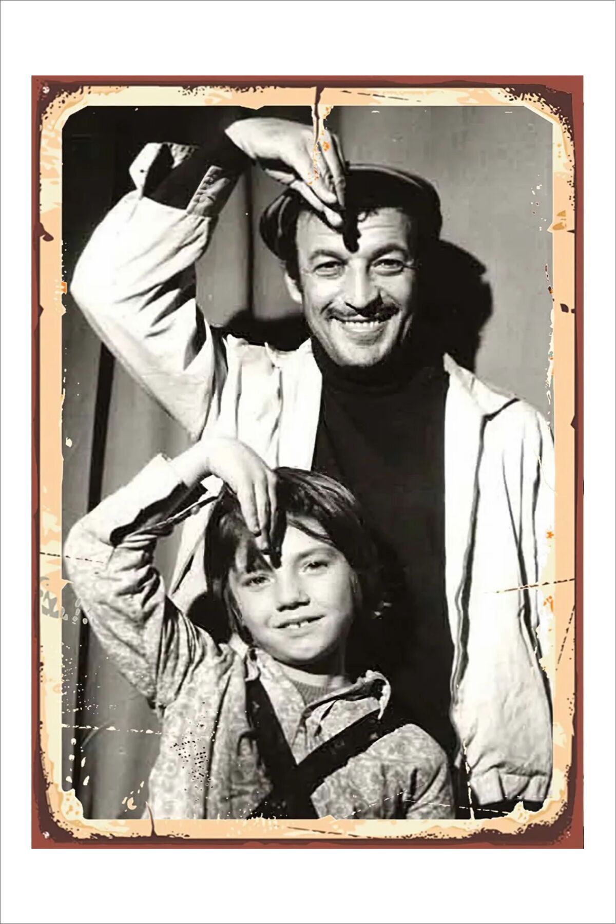 Yeni Yıldız Reklam RETRO SADRİ ALIŞIK YEŞİLÇAM VİNTAGE 20X30 TABLO