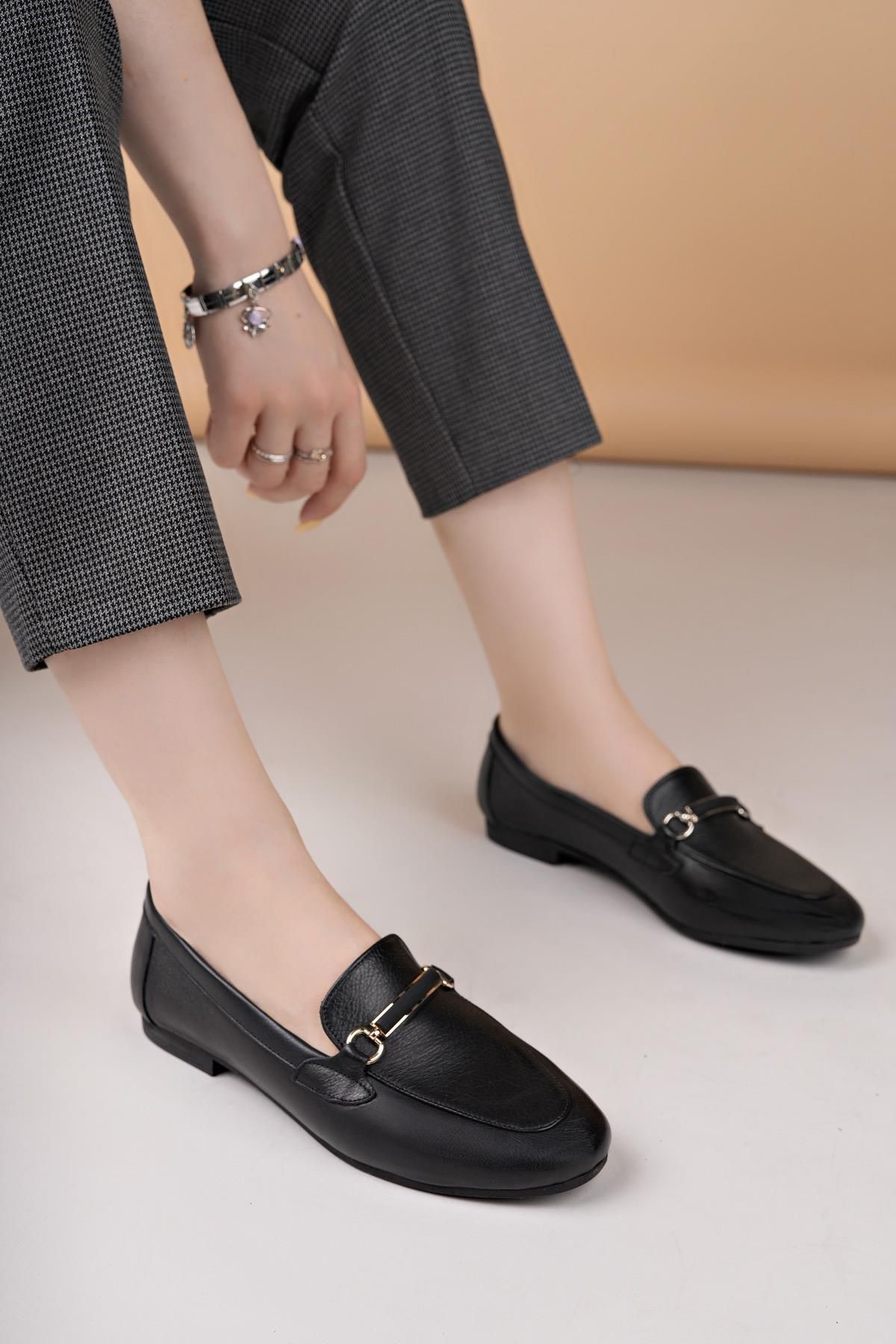 Nesil Shoes Eliz 24205 Siyah Hakiki Soft Deri Günlük Kadın Ayakkabı