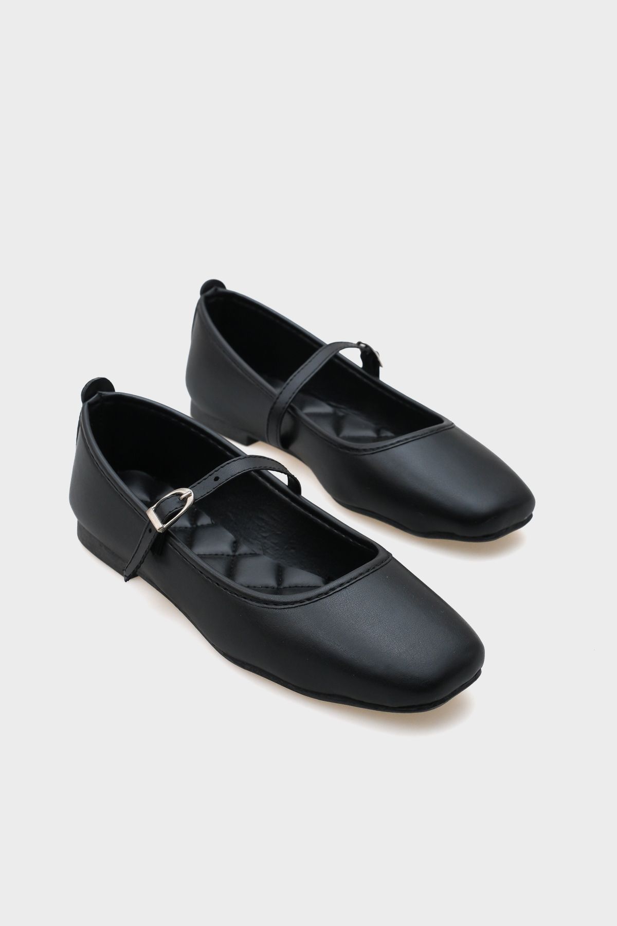 Capone Outfitters Trixie Kadın Babet