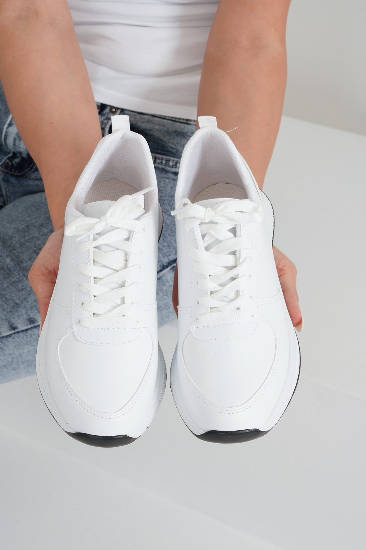 Beyond-Women's White Lace-Up Leather Sneaker 2.5 cm Byndf301 4