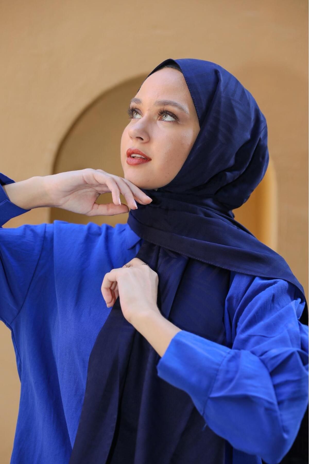 Viola JAKAR DESENLİ ŞAL