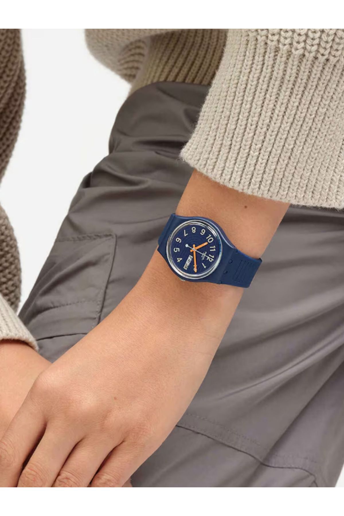 ساعت آبی زنانه SO28I700 Sساعت مچی خطوط مرسوم ، مد روز در شب Swatch
