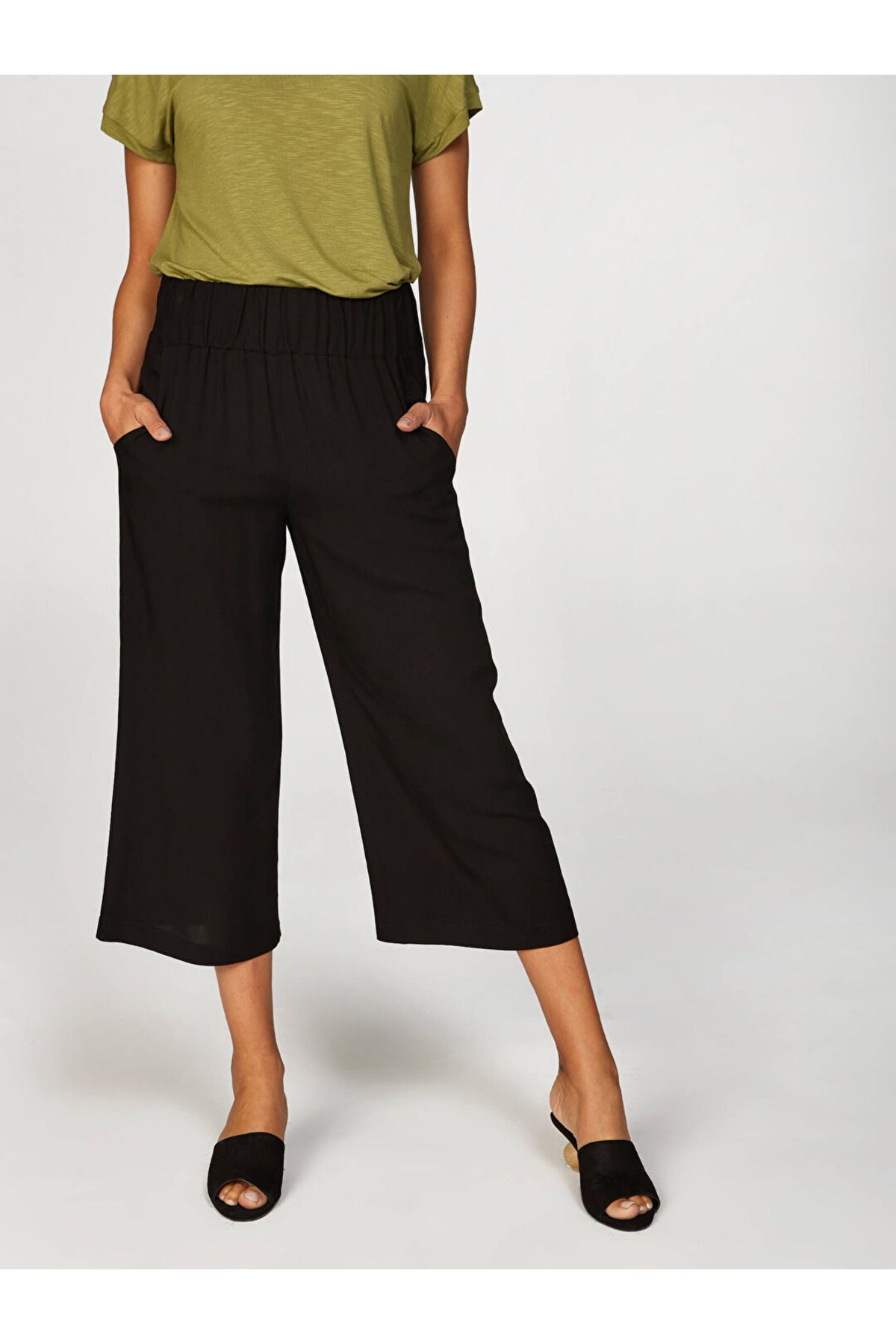 Faik Sönmez Kadın Wide Leg Viskon Kapri 25YB00080