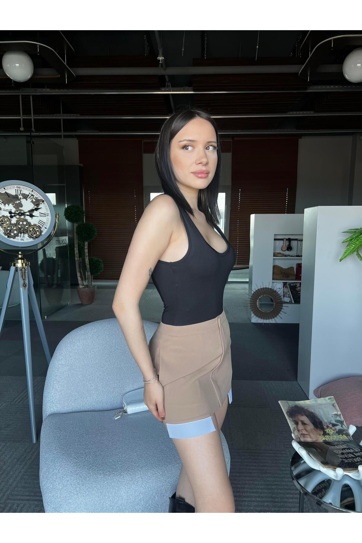TamSeninTarzin Clara U Yaka Kalın Askılı Bodysuit