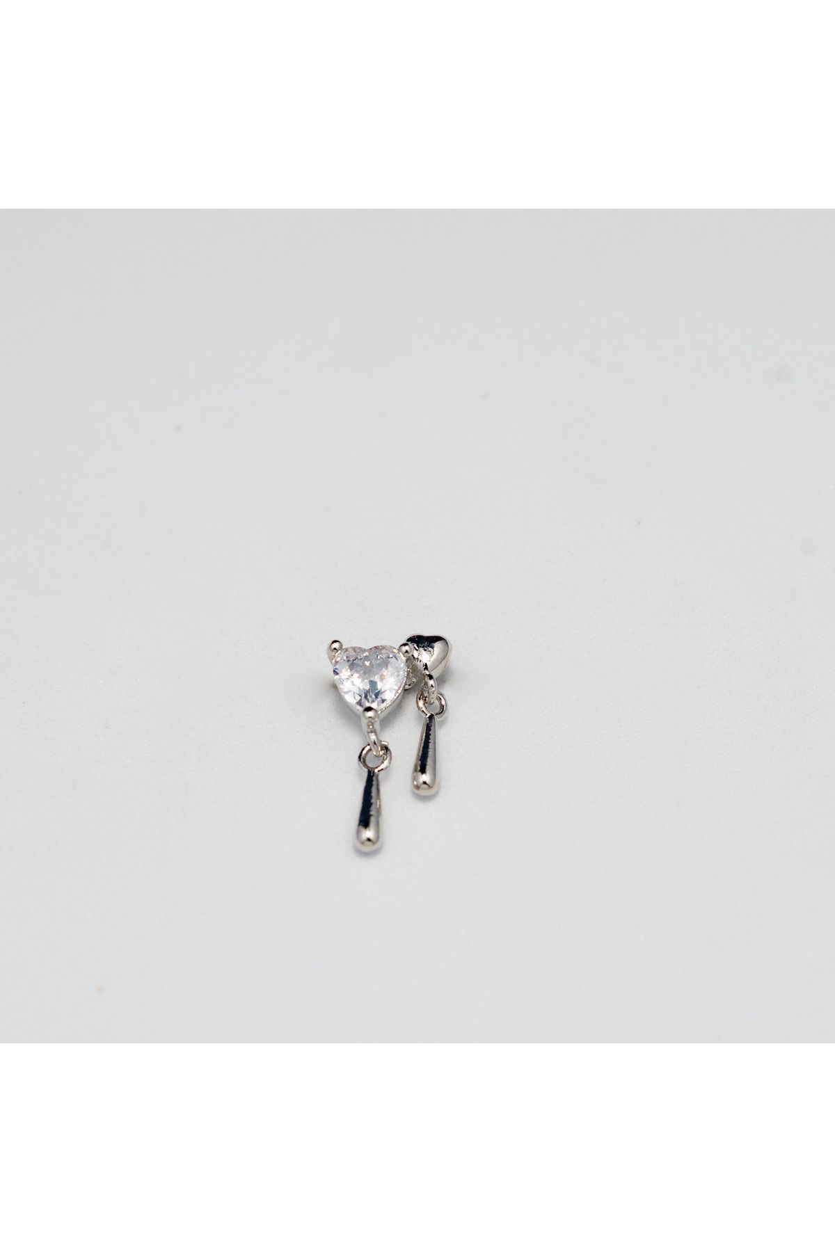 Piercing by Sever SALLANTILI KALP MODEL ÇELİK PIERCING… GÜMÜŞ/SILVER RENKLİ ve ŞEFFAF TAŞLI (TARGUS HELIX CONCH FLAT)