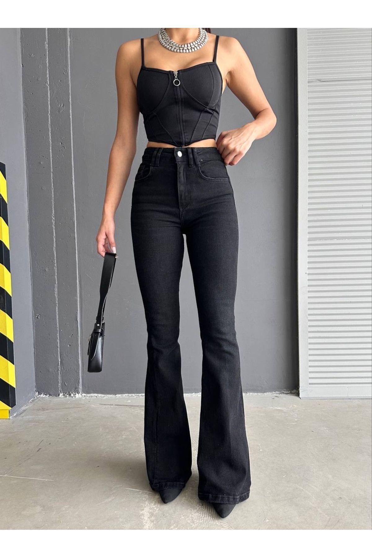 WODDİ Duryn İspanyol Siyah Kadın Flare Siyah İspanyol Paça Likralı Jeans Kot Pantolon New Sezon-2