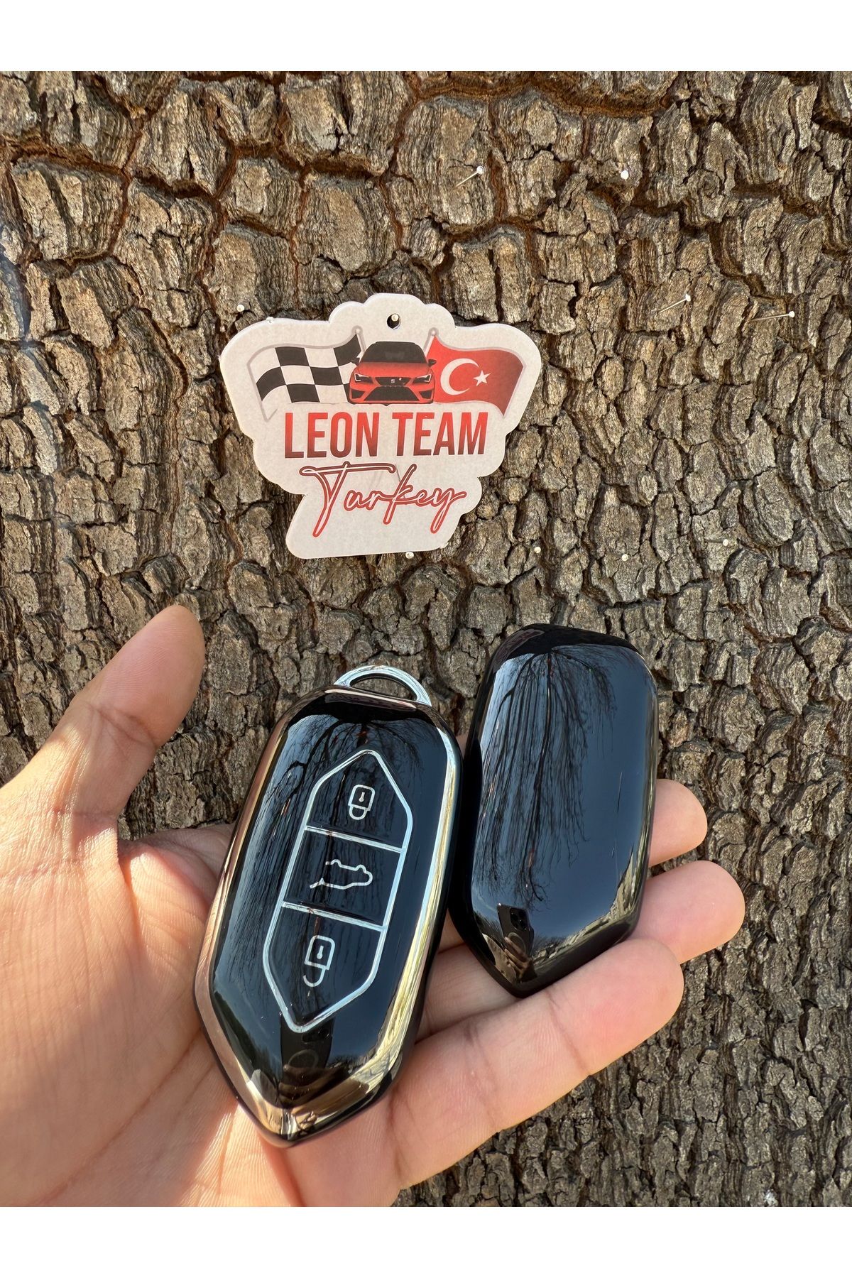 LeonTeamTurkey Togg T10x Uyumlu Anahtar Koruma Kılıfı Siyah / Gold