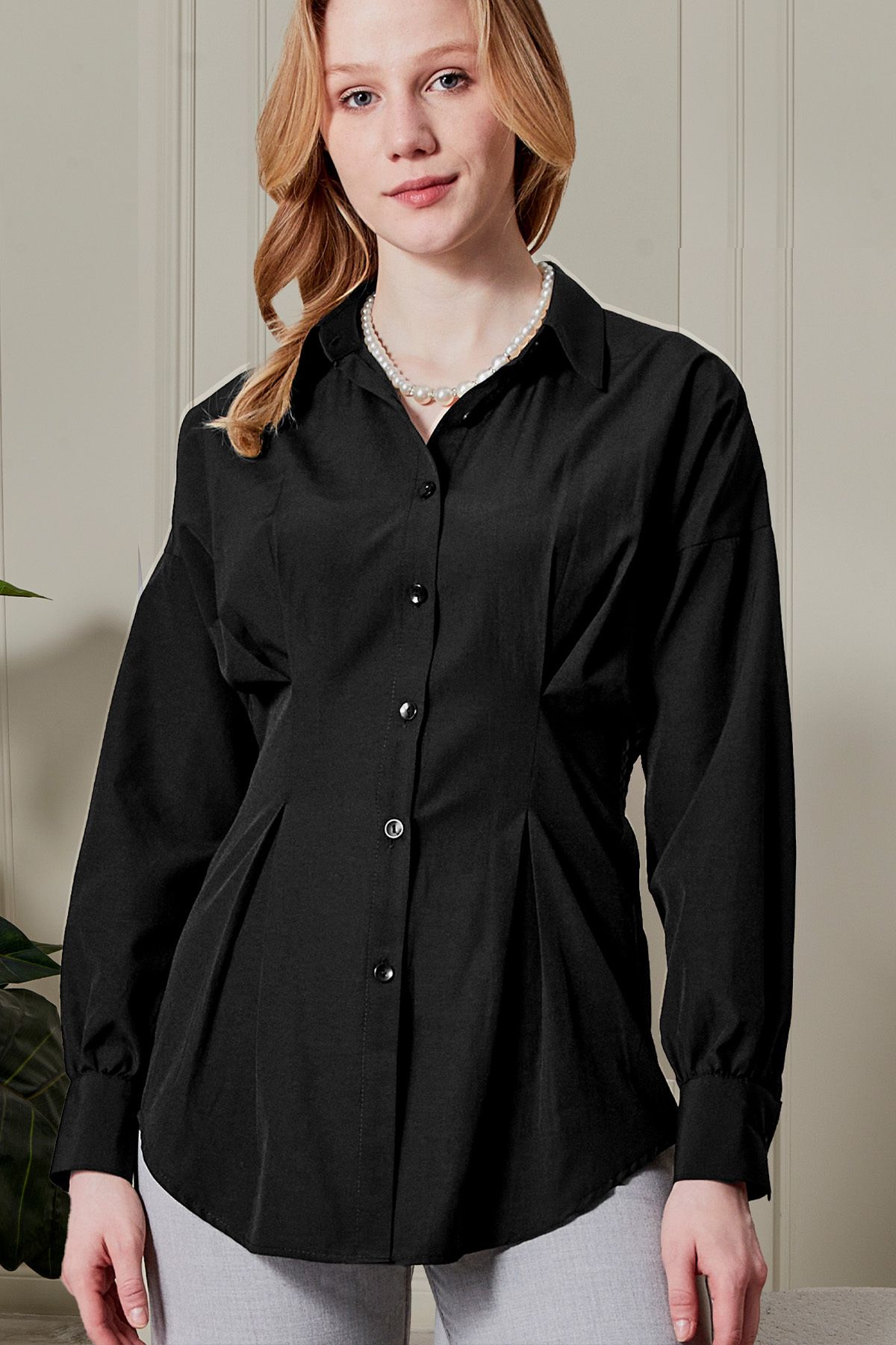 fumel women's clothing Kadın Siyah Pileli Arka Gipeli Belden Oturmalı Tunik