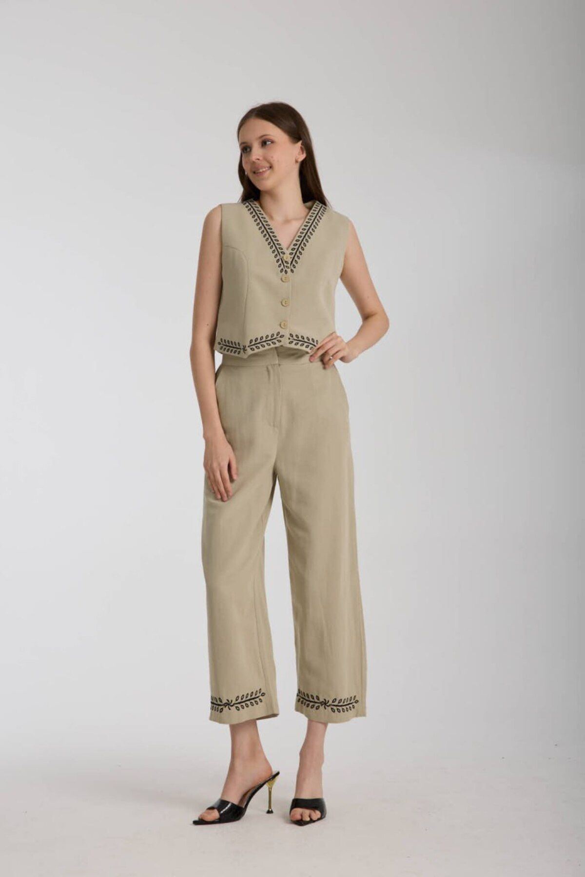 İLKCET MODA Kadın Premium Nakışlı Yelek Pantolon Takım