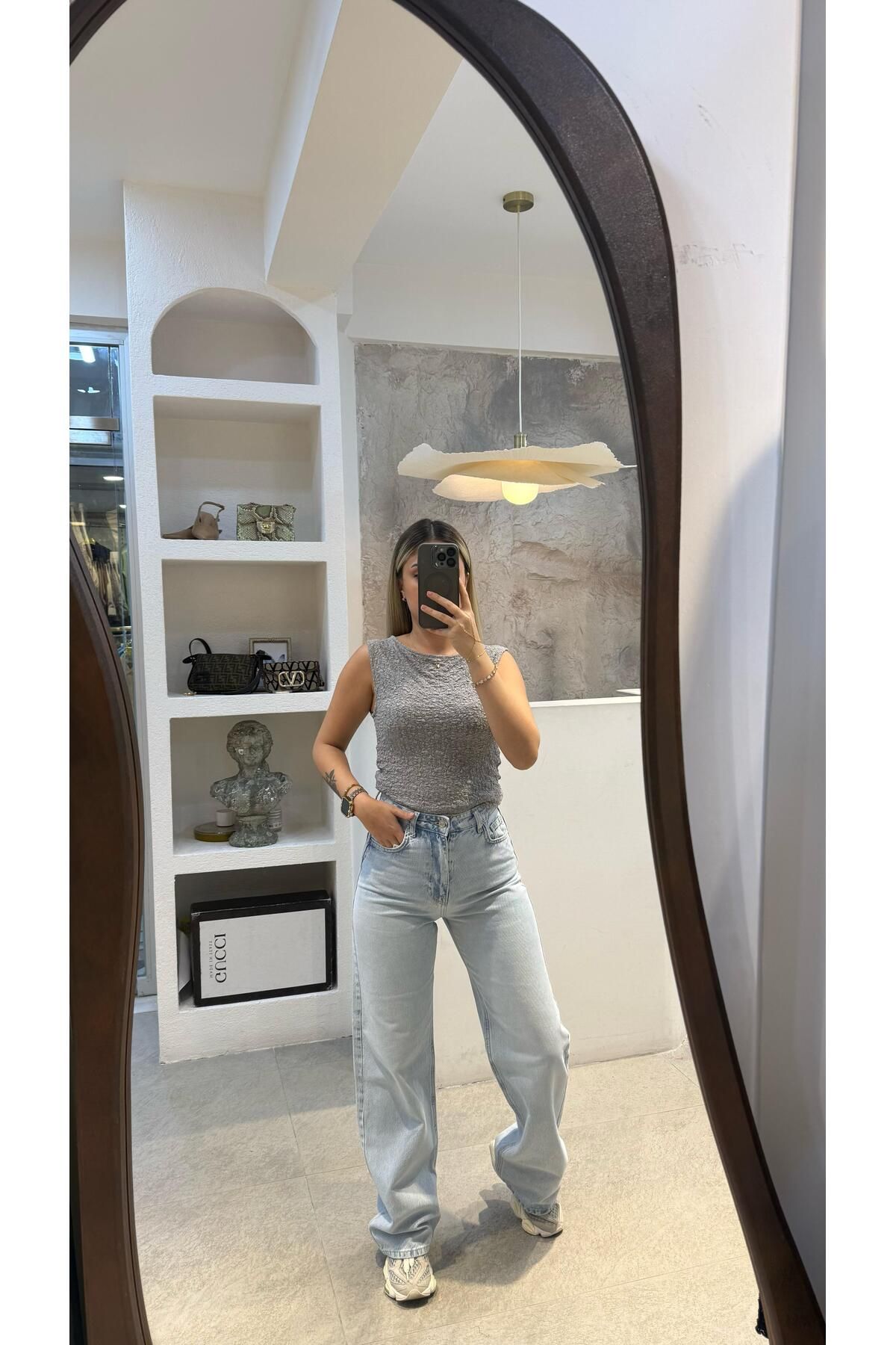 SEVİNÇ GÜNGÖR KAYIK YAKA DANTEL TOP GRİ