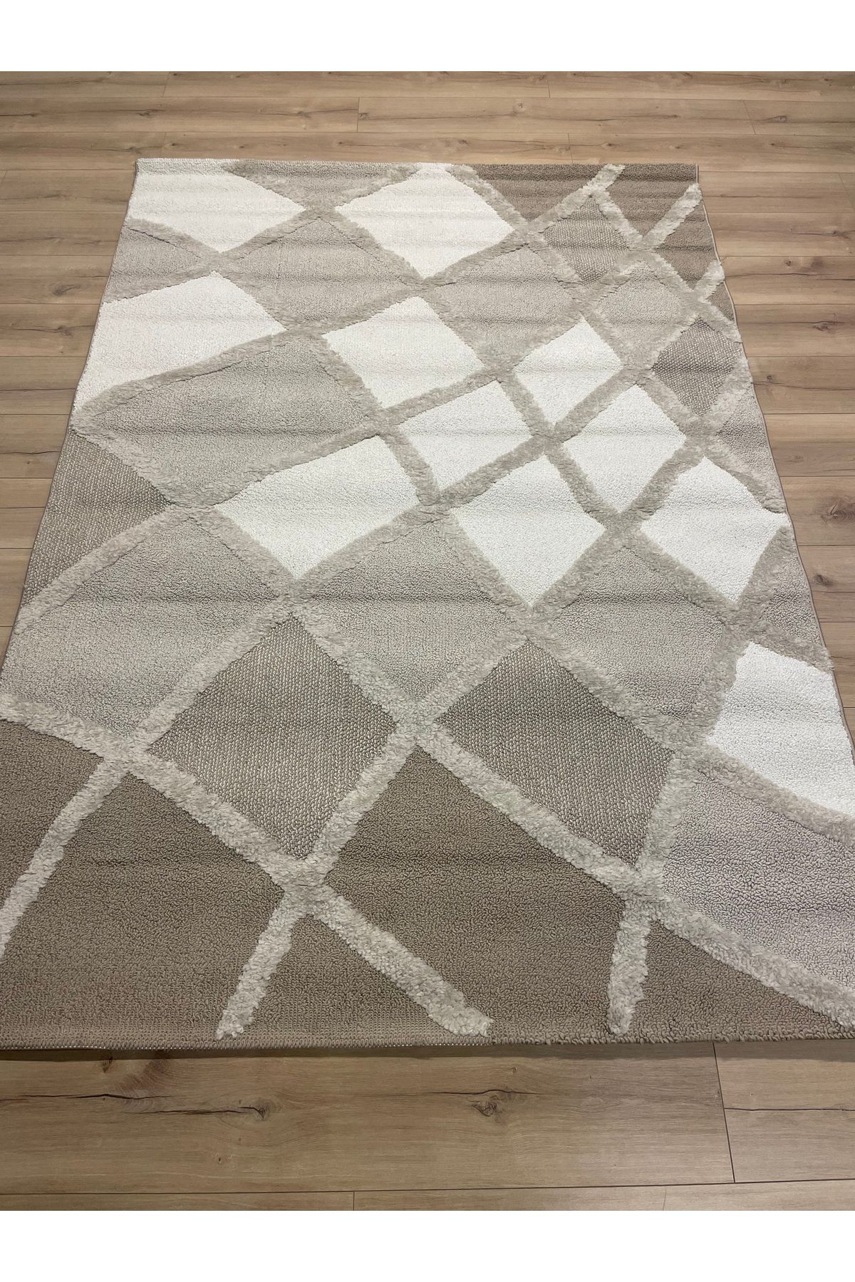 Merinos Halı MERİNOS İHRAÇ FAZLASI 160x230 EBATLI İSKANDİNAV HALI