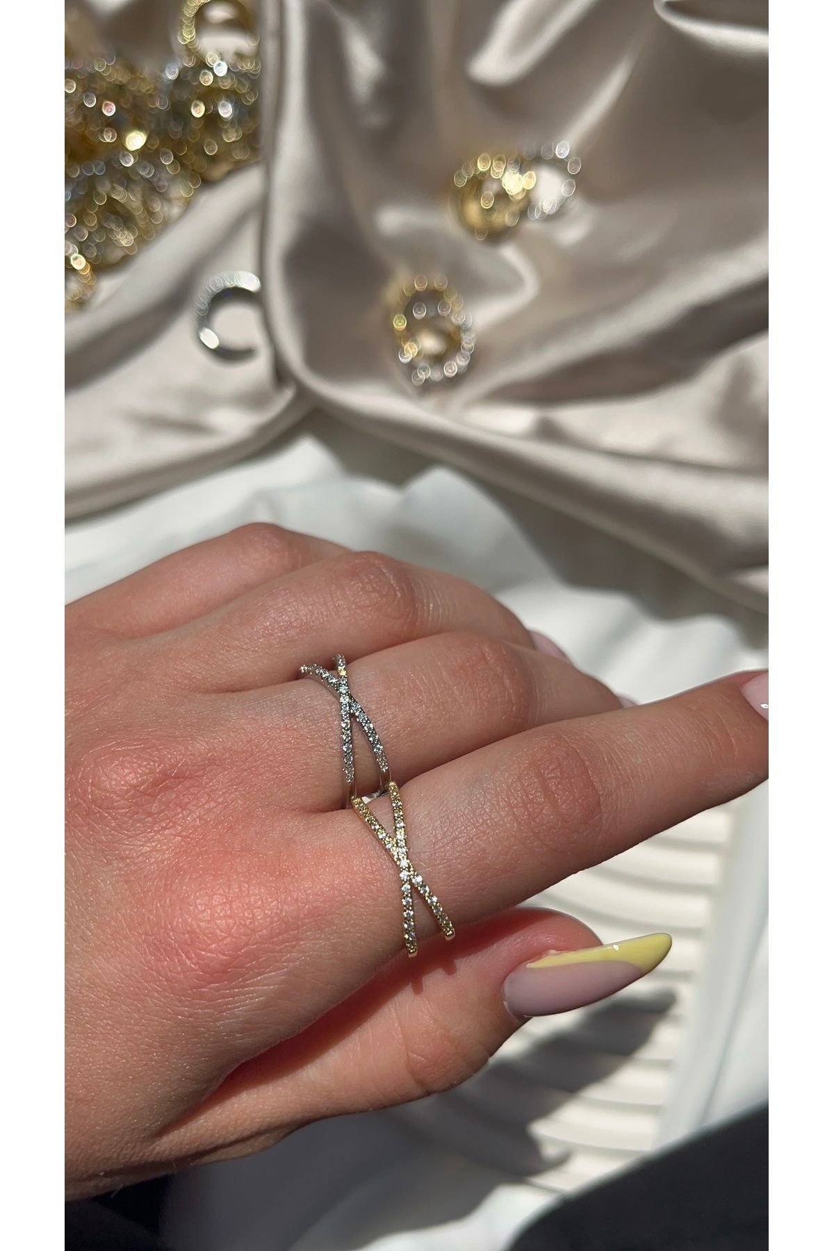 shop Çelik Çift sıralı pırlantalı yüzük