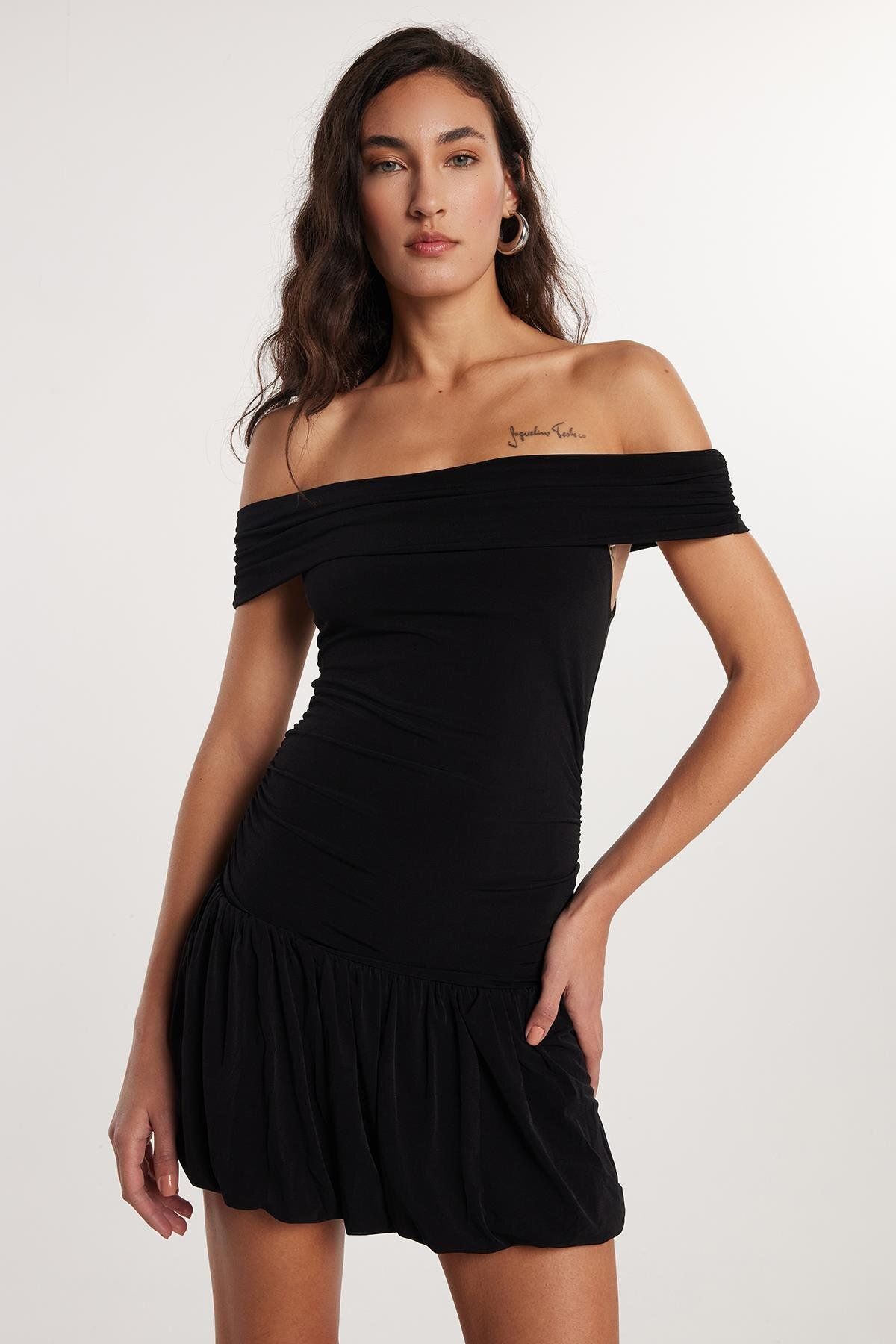 Tudors Kadın Slim Fit Dar Kesim Straplez Siyah Midi Elbise