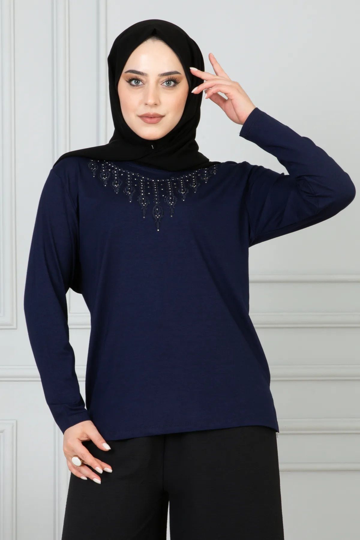 LİFERA Lifera İşleme Detaylı Penye Anne Bluzu