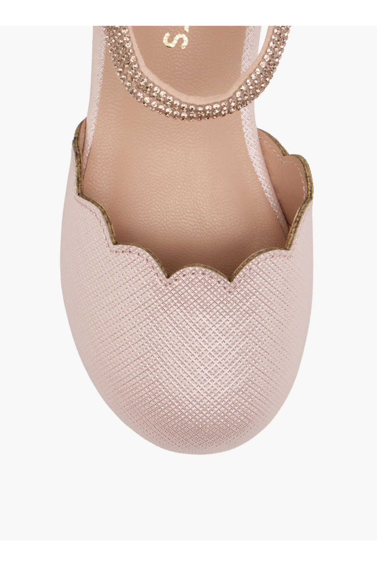 Juniors-Scallop Detail Ballerina Shoes with Hook and Loop Closure 4