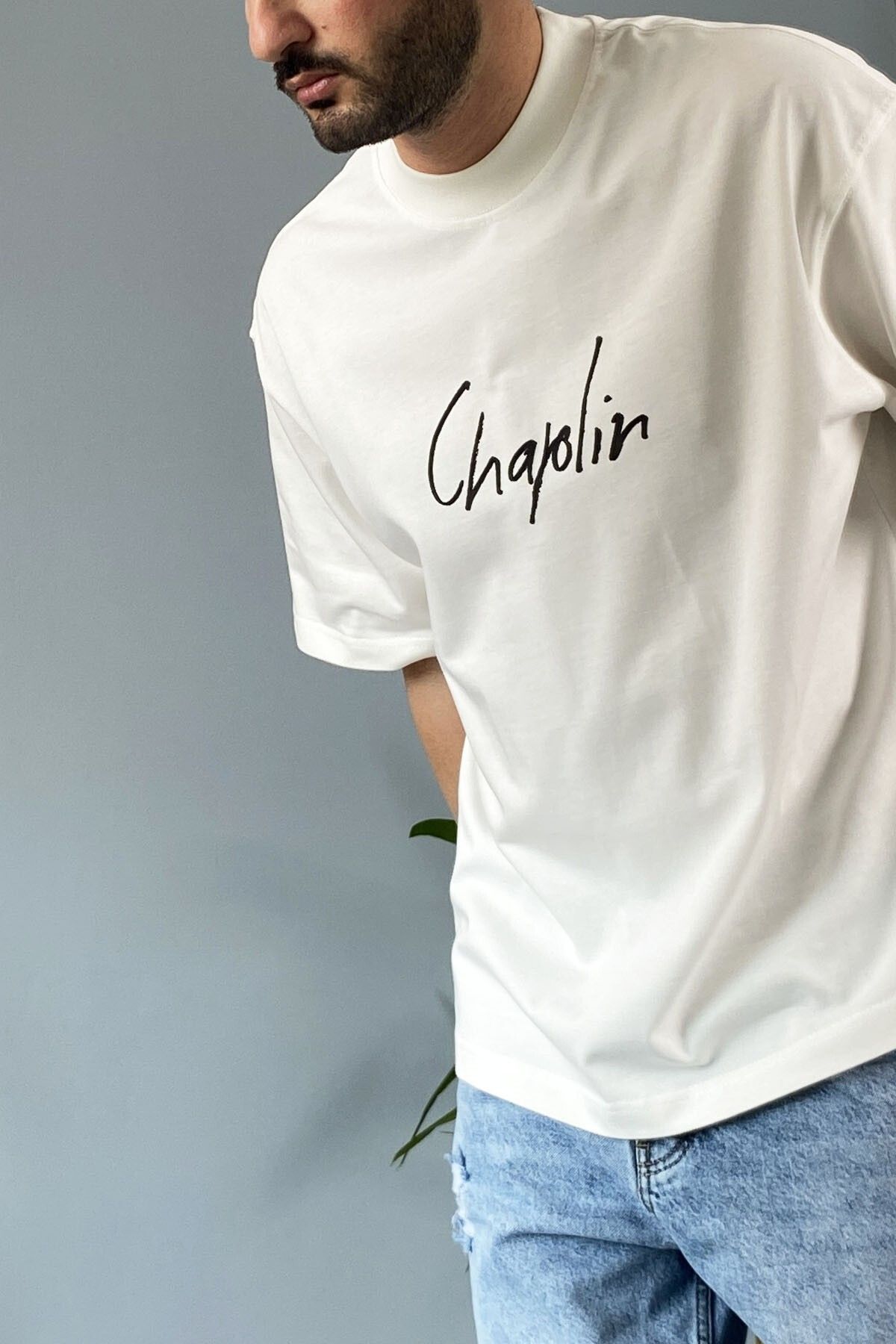 Alışveriş Sokağı Van Gogh&Charlie Chaplin Baskılı Oversize Tişört