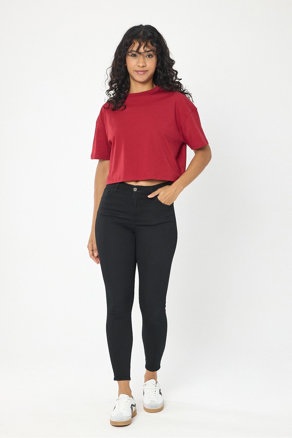 Windy Island Kadın Bisiklet Yaka Basic Crop T-shirt