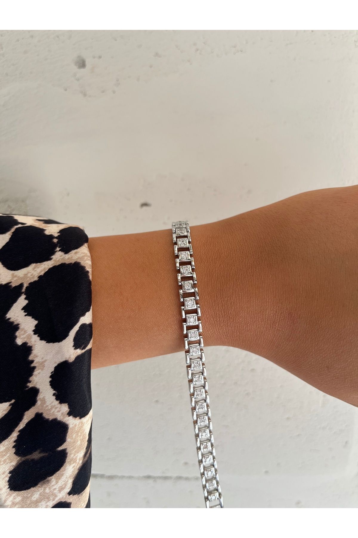 FASHİON JEWELRY Zarif Çelik Kadın Künye Taşlı Model
