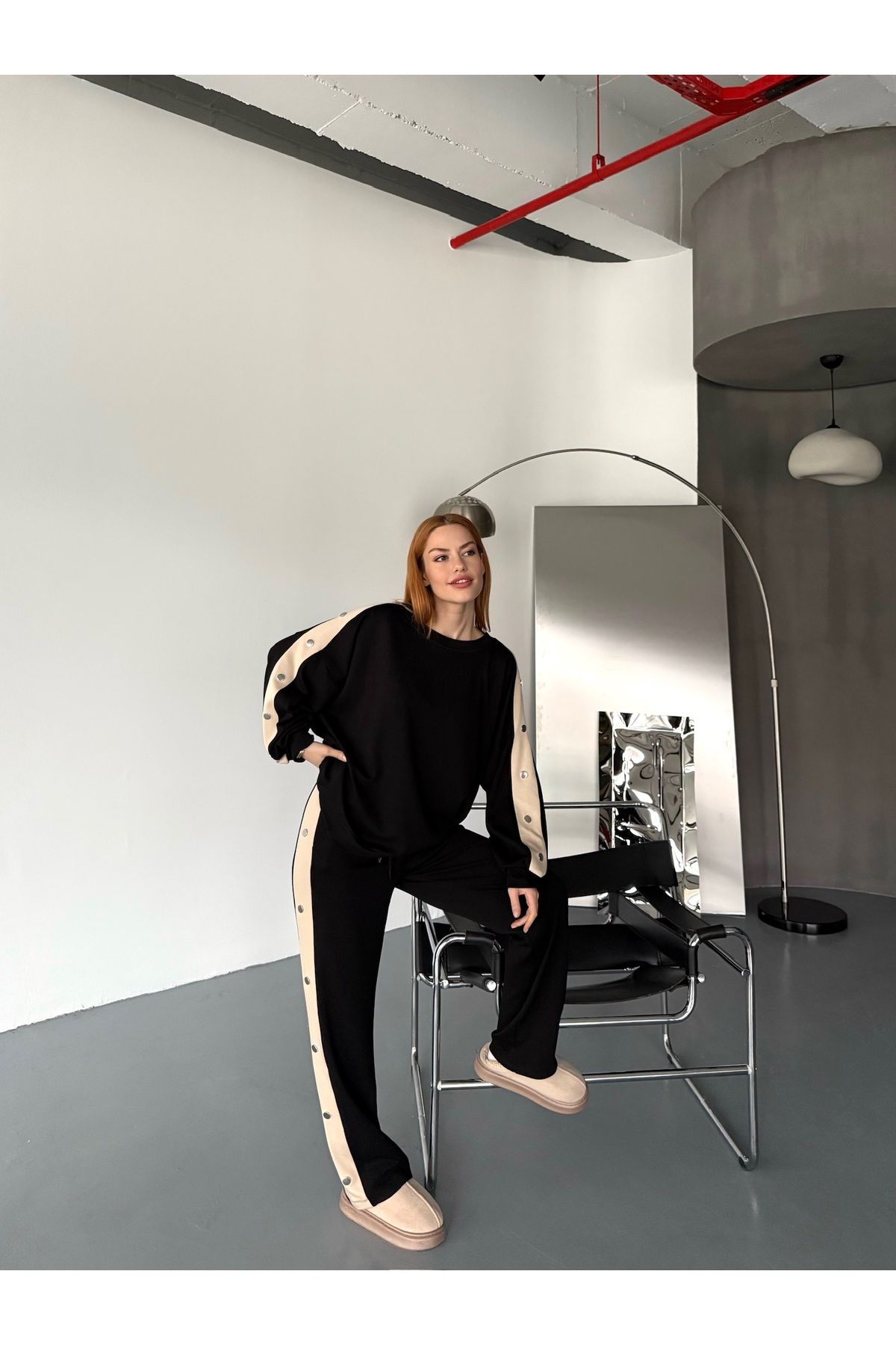 Cappmoda TKM-1110 Siyah Modal Kumaş Çıtçıt Detaylı Salaş Bluz Palazzo Pantolon İkili Takım