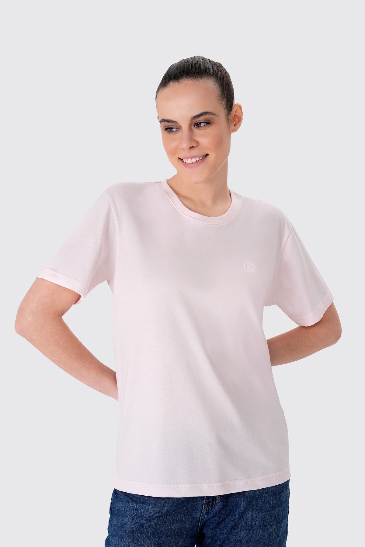 UNIQVIBE Basic %100 Organik Pamuk Kadın Logolu Pembe Tişört