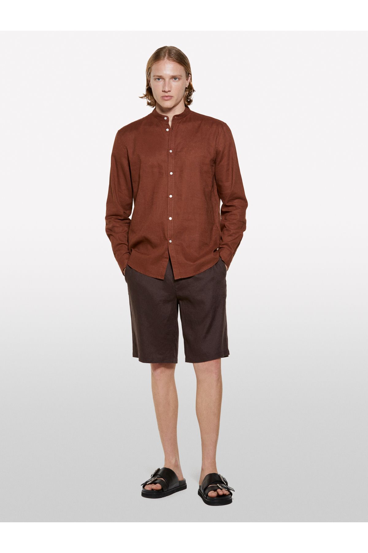 Sisley Erkek Koyu kahverengi %100 Keten Slim Fit Bermuda Şort