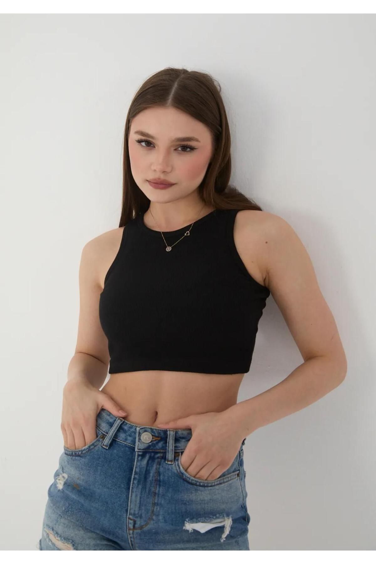 MossMoi Kadın Sıfır Kol Kaşkorse Crop Bluz Siyah