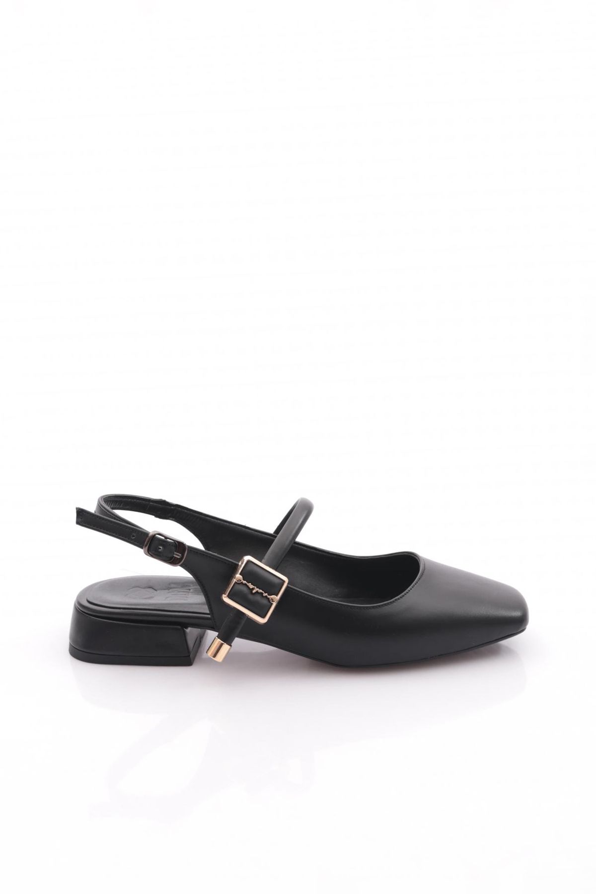 DGN 3895 Kadin Babet