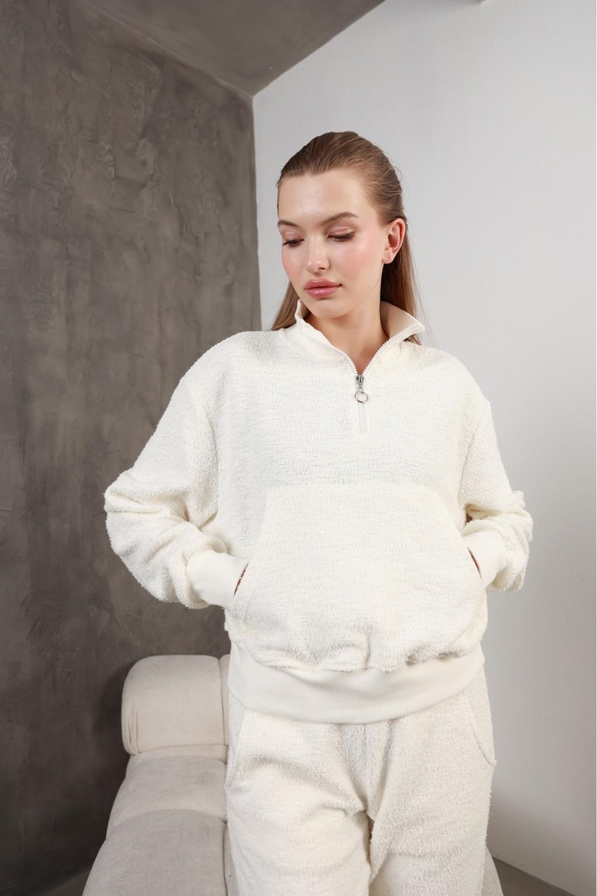 DREAMS Ekru Peluş Yarım Fermuar Swit