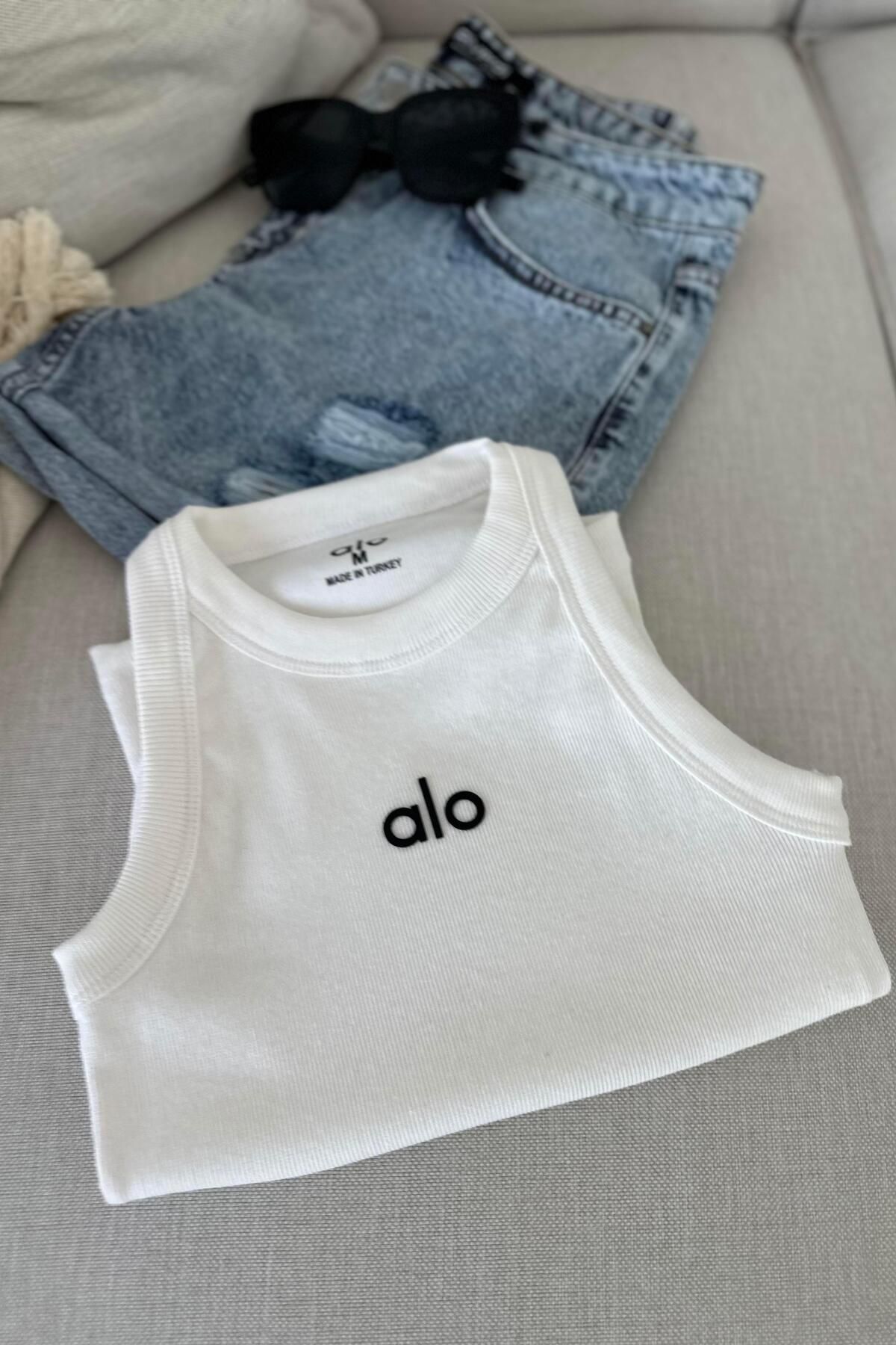 Butik Gardrop Marka Halter Yaka Bluz Ekru