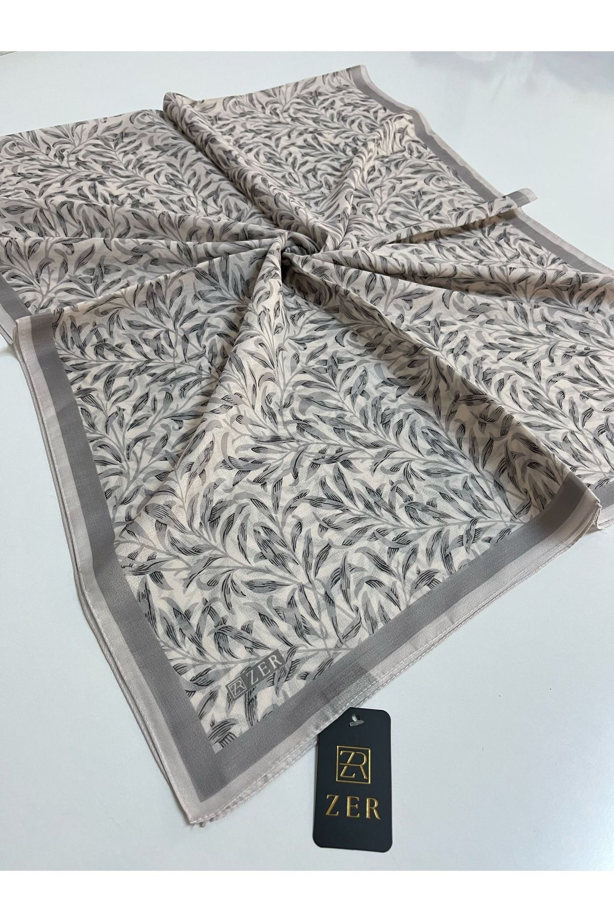 Butik Yeni Kaymayan Yaprak Desenli Soft Organik Zer Şal