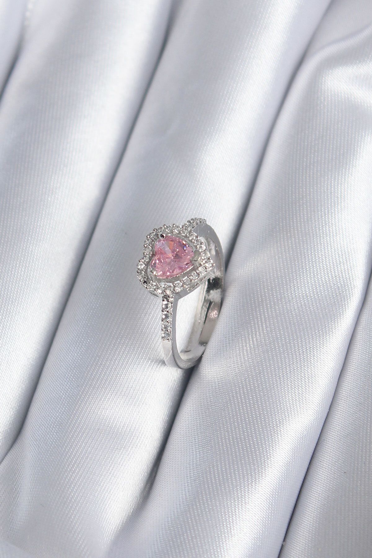 sivora Pirinç Gümüş Renk Pembe Zirkon Taş Kalp Charm Model Kadın Yüzük