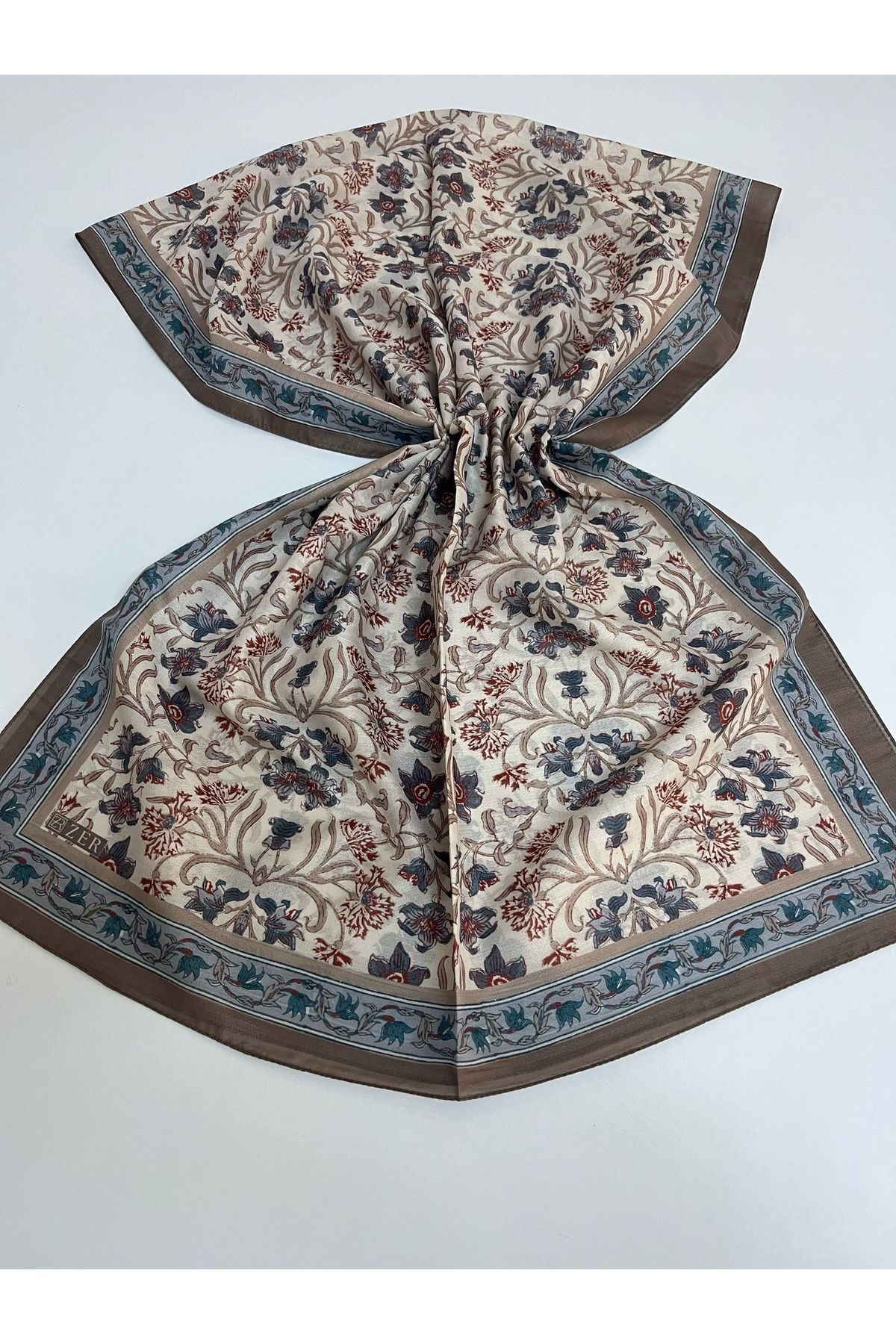 Butik Yeni Kaymayan Çiçek Desenli Soft Organik Zer Şal