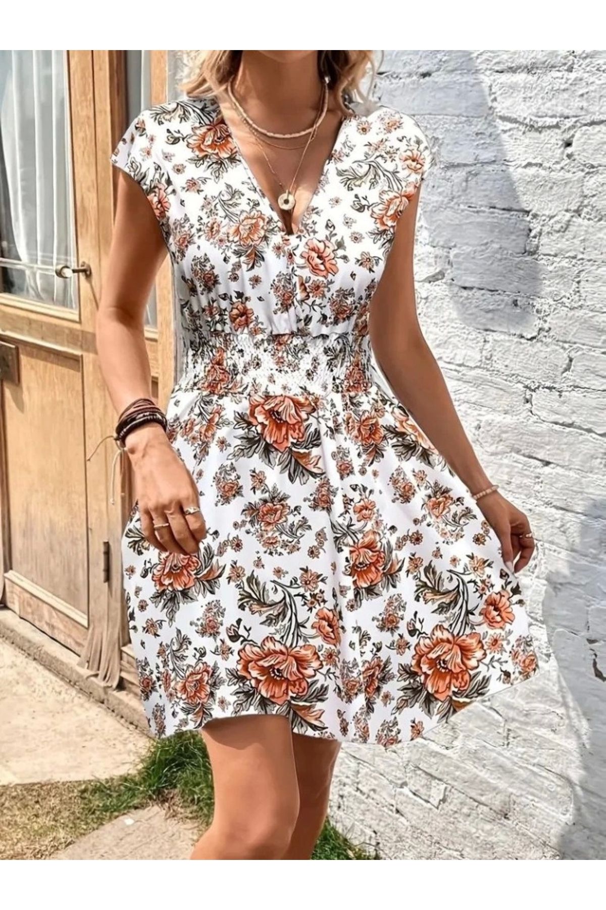 Butik Kadın Kısa Kollu Kruvaze Yakalı çiçekli Desenli Süprem Elbise
