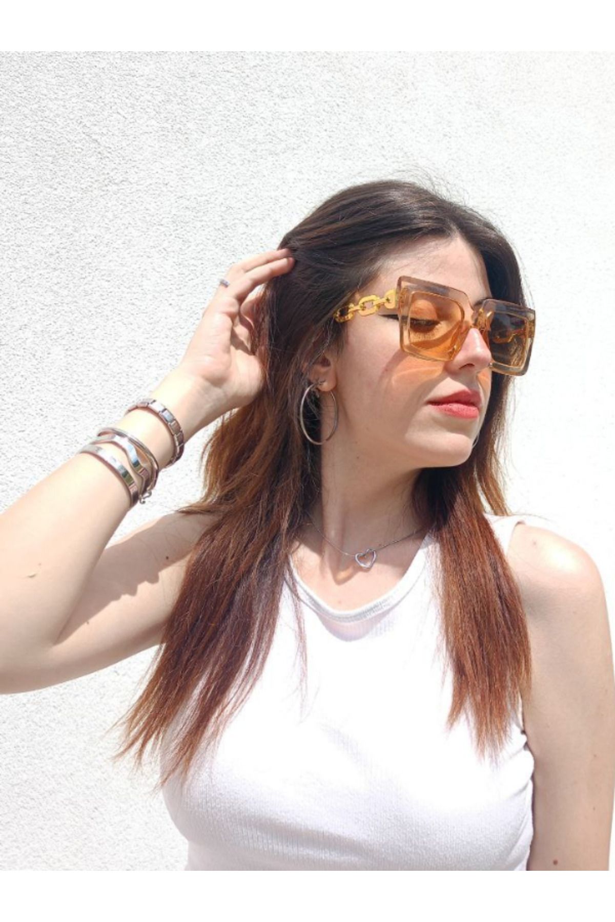 Sunglasses Kadın Turuncu Büyük Çerçeve Altın Zincirli Güneş Gözlüğü