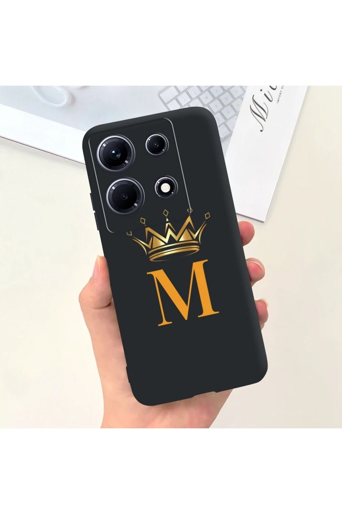 Rotaks İnfinix Note 30 Pro Uyumlu Harfli Taç Baskılı Kişiye Özel Silikon Telefon Kılıfı - M
