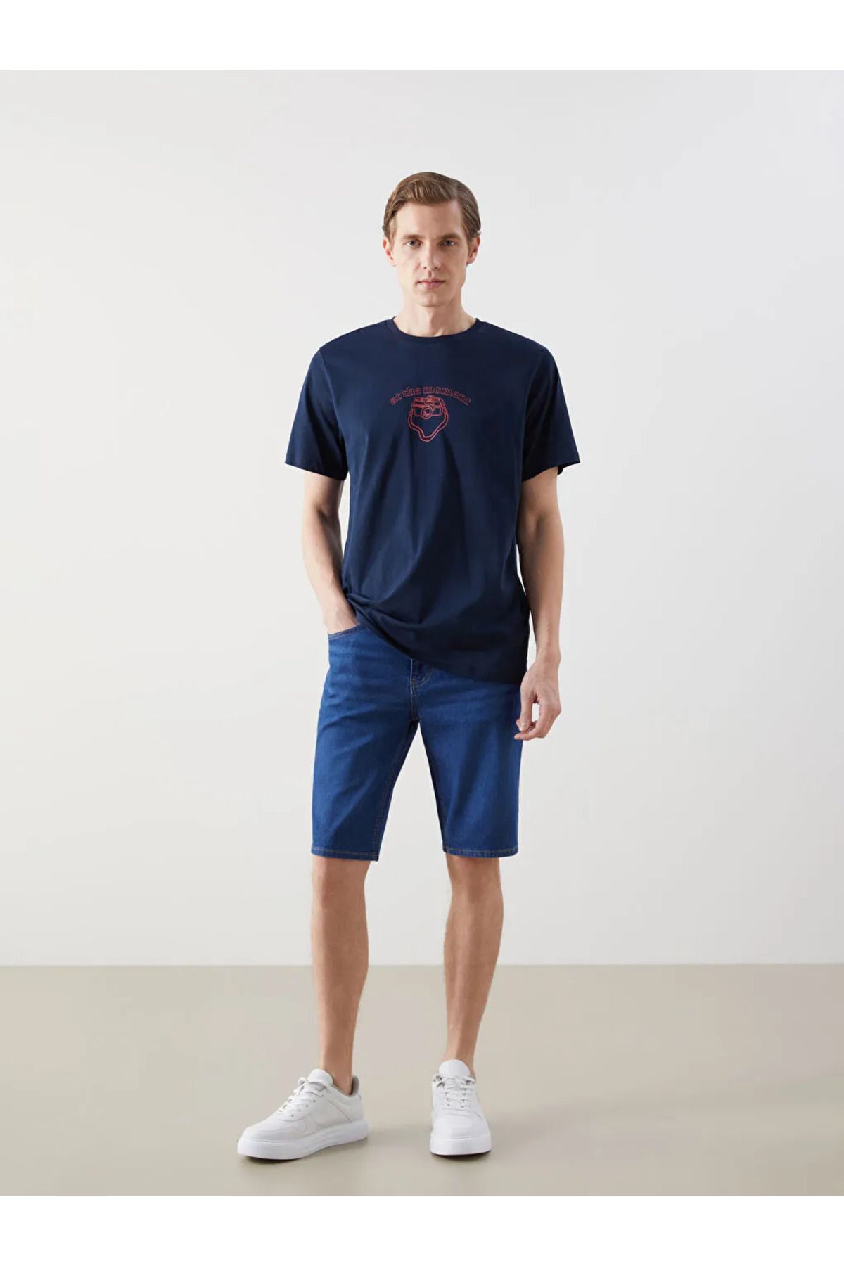 LC Waikiki LCW ECO Indigo Süper Skinny Fit Erkek Jean Şort