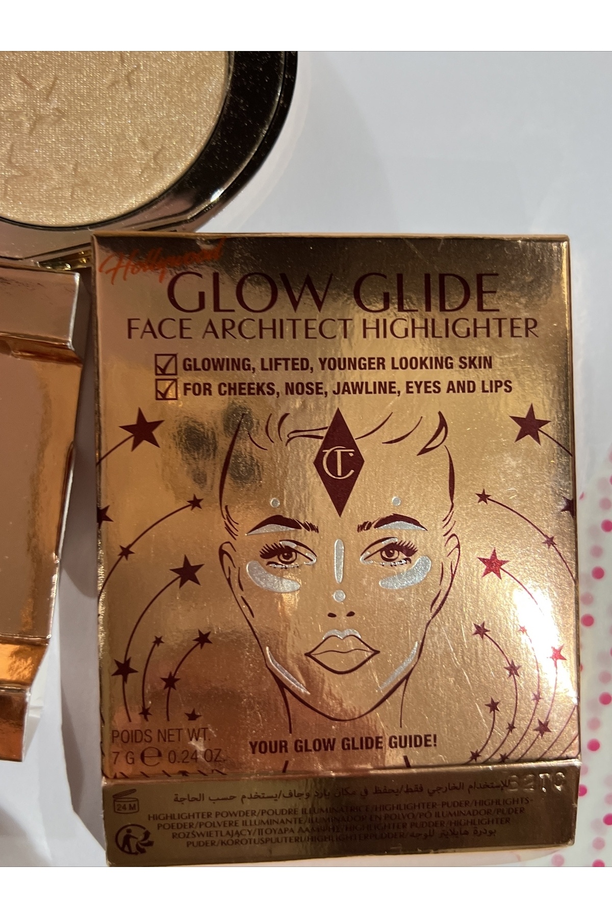charlotte tilbury-HOLLYWOOD GLOW GLIDE FACE ARCHITECT HIGHLIGHTER Champagne Glow 3