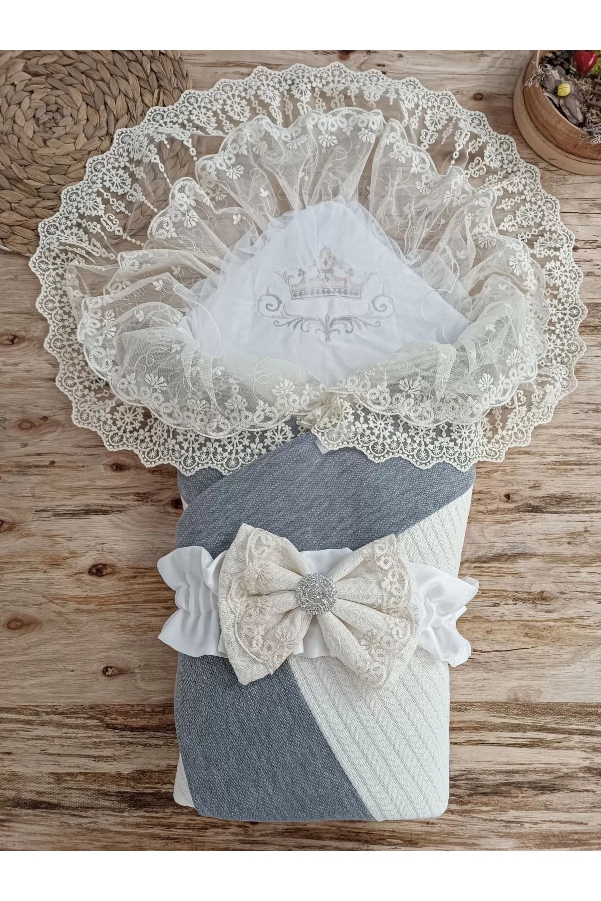 yusuftex Yenidoğan Teri Cotton Taç Nakışlı Prizma Taş Kundak Bebek Battaniyesi Krem