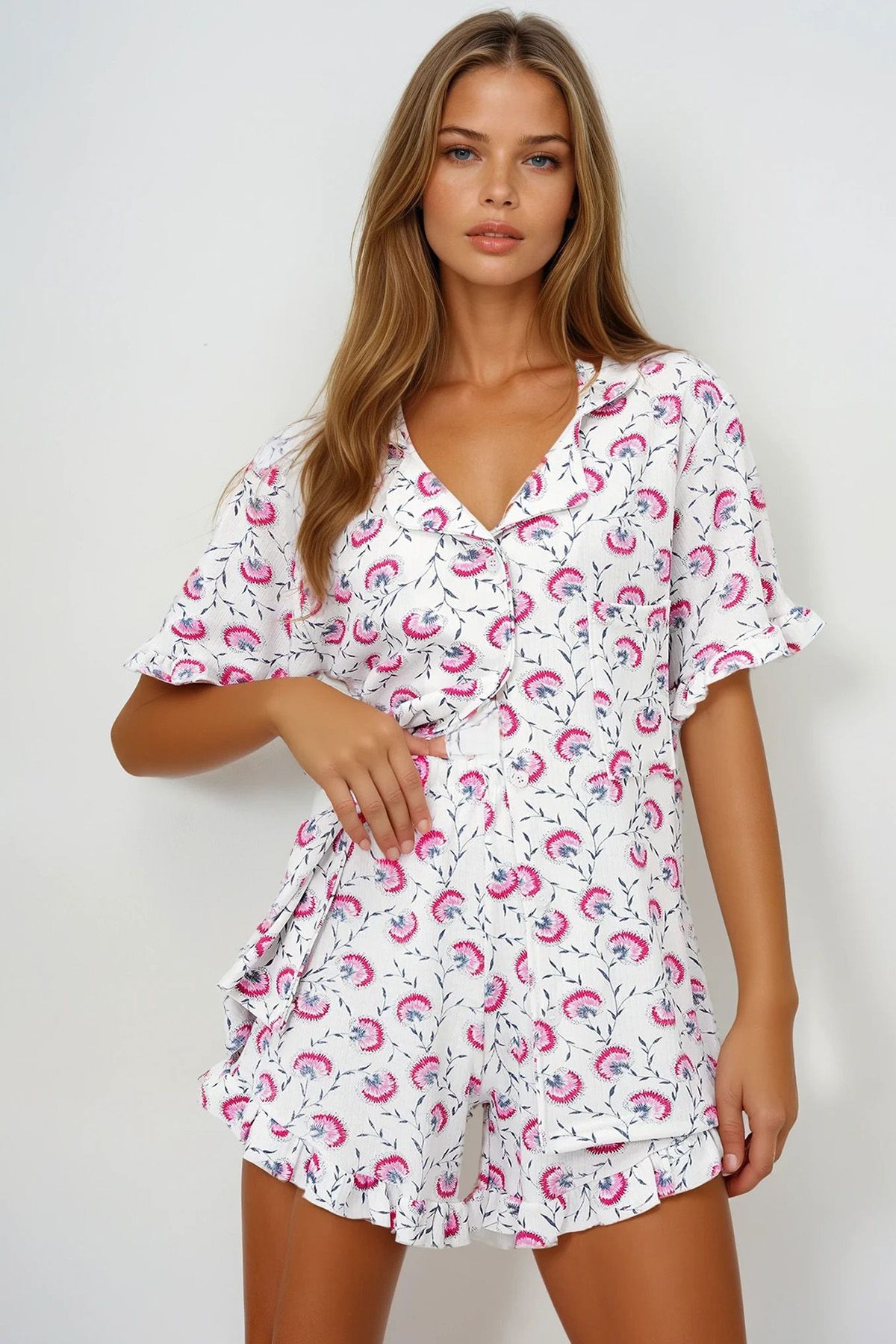 VAGGON Tek Cepli Kolları Ve Paçası Fırfırlı Pamuklu Gömlek Ve Şortlu Pijama Takımı