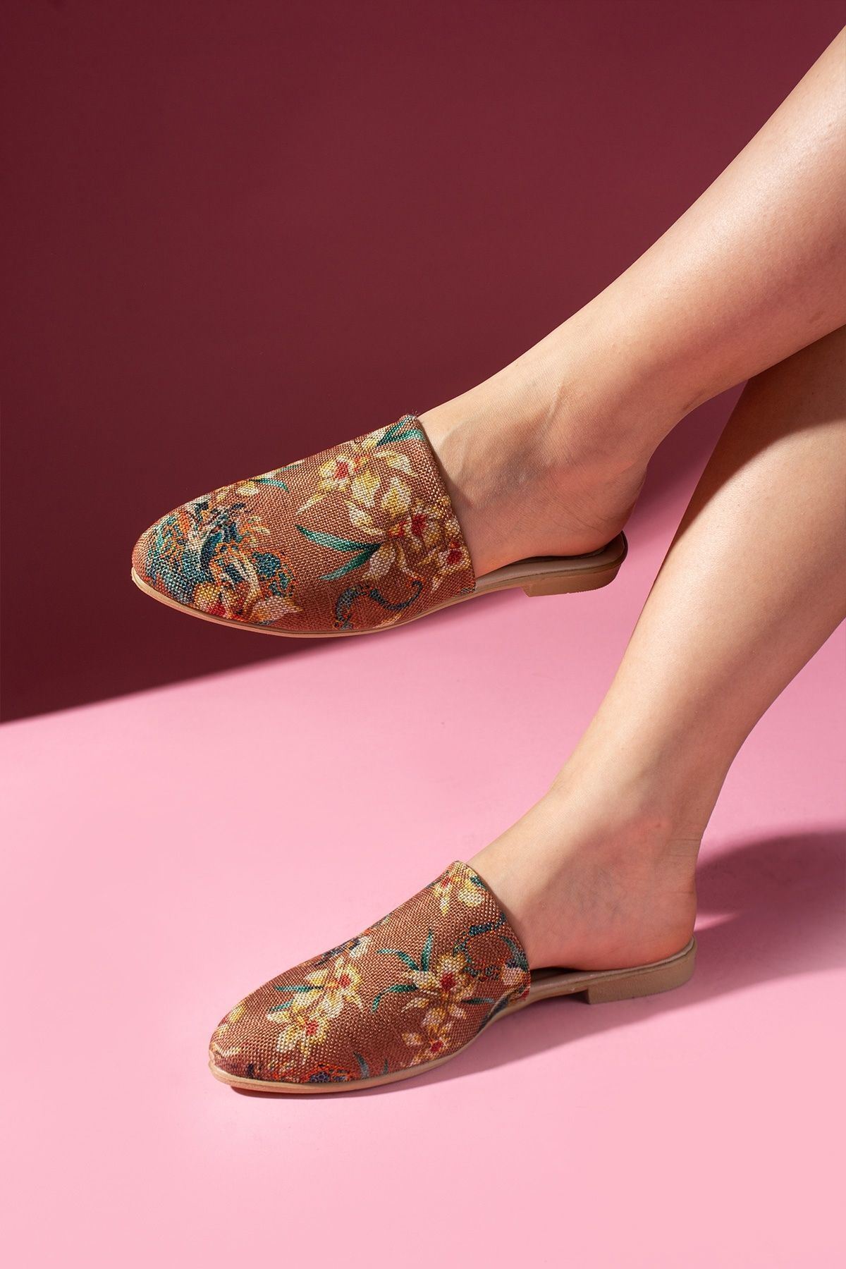 FUGA MODA-Sedrix Tan Floral Patterned Closed Front Slippers 3