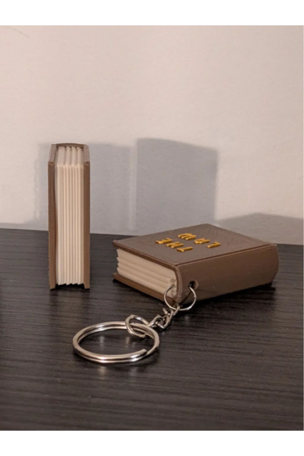 epoksi The Law Kitap Tasarımlı Anahtarlık - Mini Hukuk Kitabı Anahtarlık