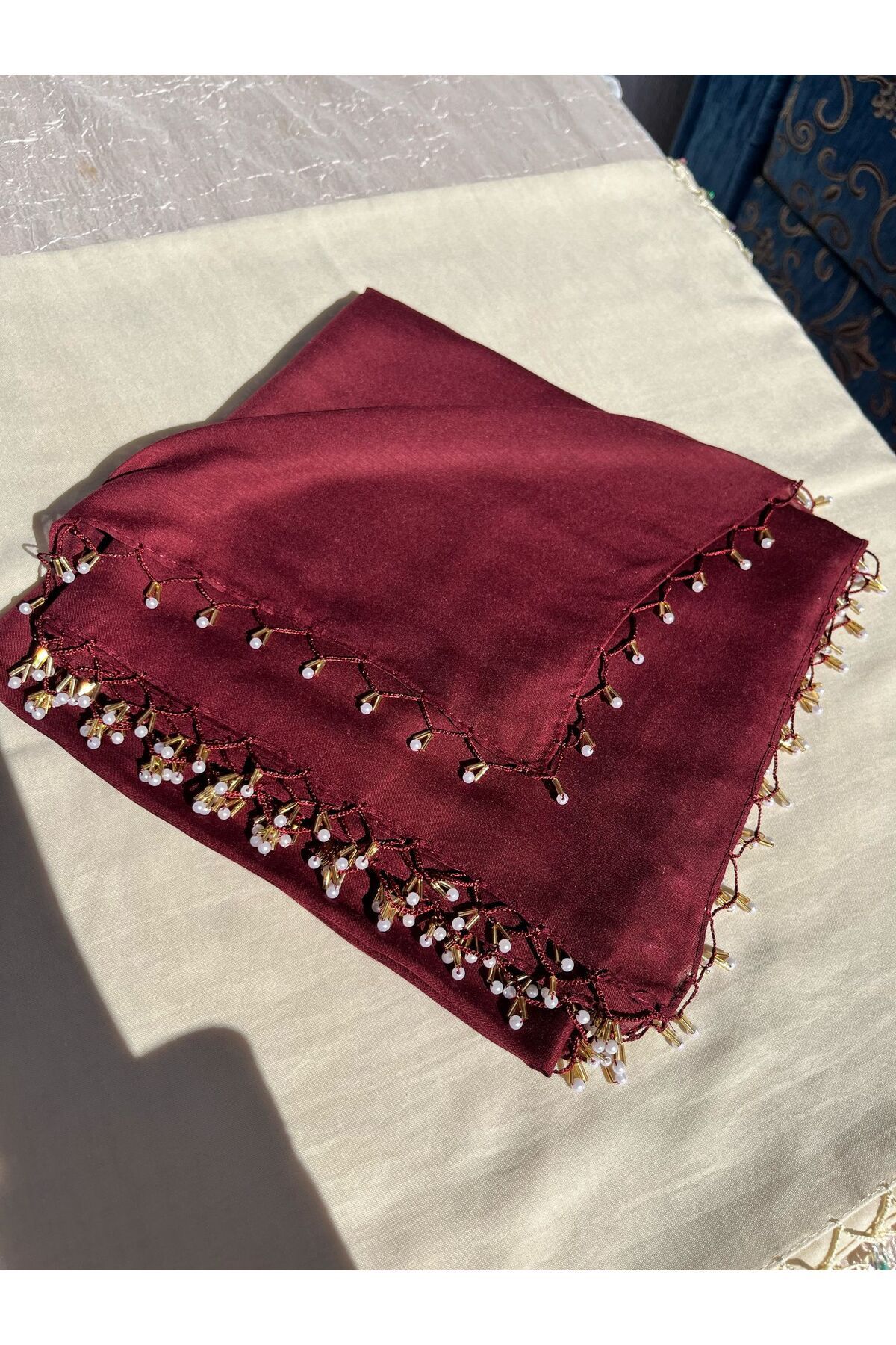 MODA El örgüsü bordo renk kesme boncuk oyali yazma anneler günü hediyesi oyali yemeni kınada dagitmalik