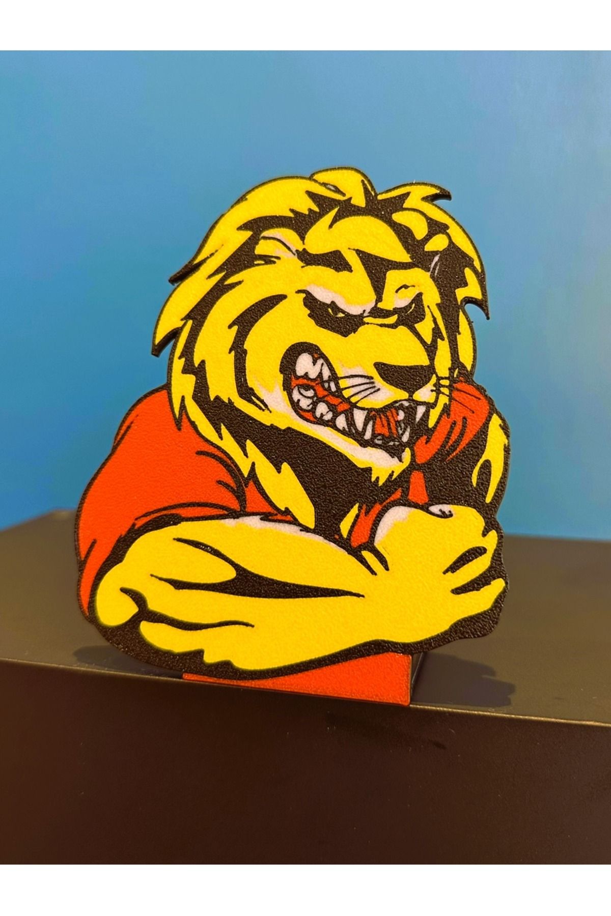 Atlas Lab Sarı Kırmızı Aslan Figürü - 3D Baskı Dekoratif Obje - Taraftar Hediyesi - Şampiyonluk